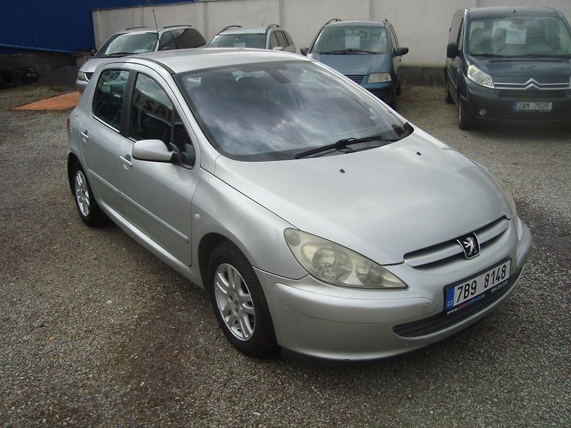Peugeot 307 (2003) 1,6 - fotka 2 z 14