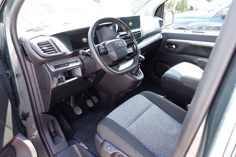 Toyota ProAce Verso 2.0 Diesel 144 6 MT 5D L2 Fami - fotka 10 z 33
