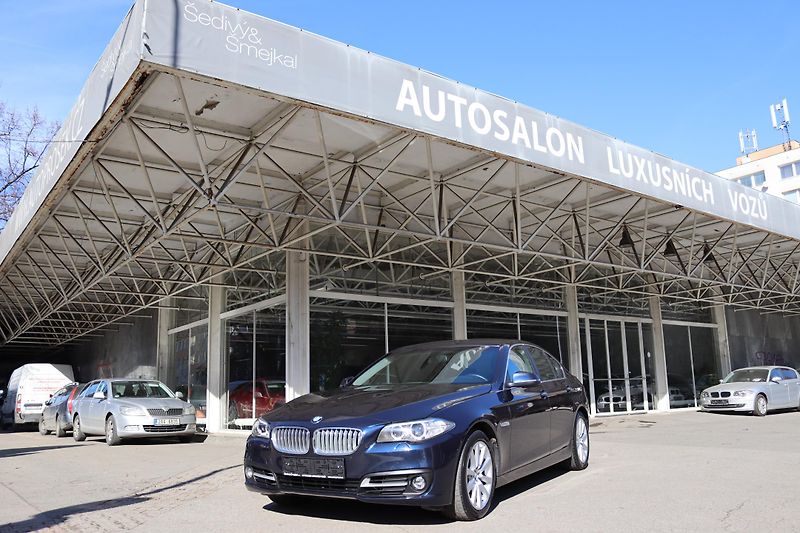 BMW Řada 5 530D XDRIVE F10 190kW - fotka 1 z 50