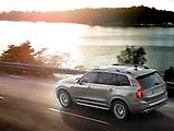 Volvo XC90.