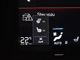 Volvo XC40 2,0 B4 AWD R-design BLIS - náhled 23