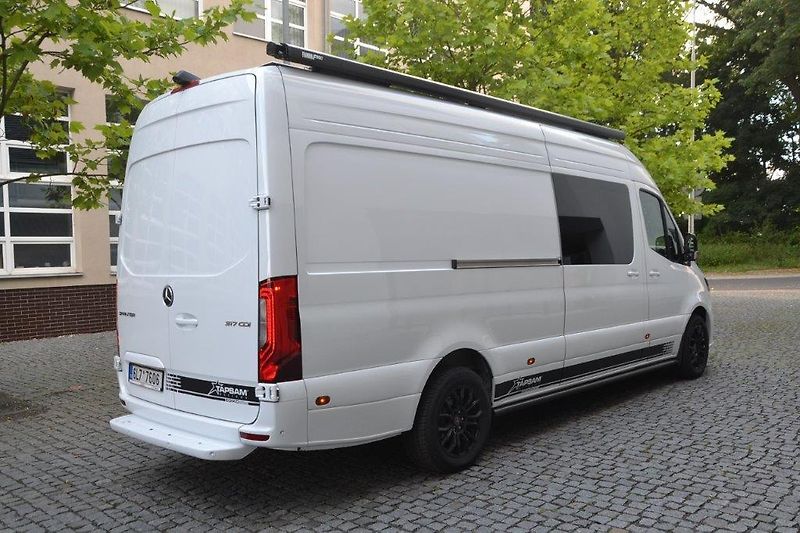 Mercedes-Benz Sprinter 319 Camper Family - fotka 4 z 50