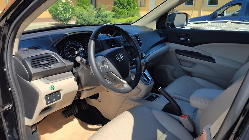 Honda CR-V (2015) Executive nejvyšší výbava - fotka 7 z 11