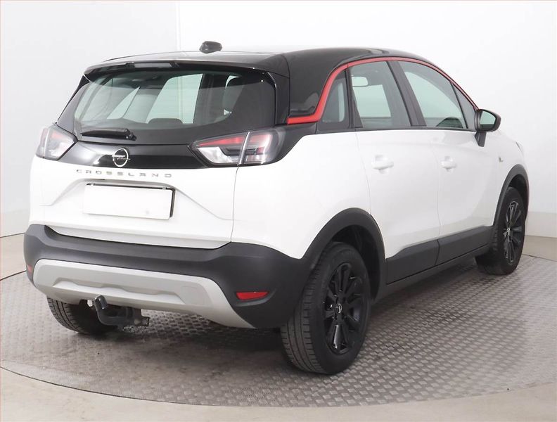 Opel Crossland X (2021) GS Line 1.2 Turbo, Automat - fotka 5 z 15