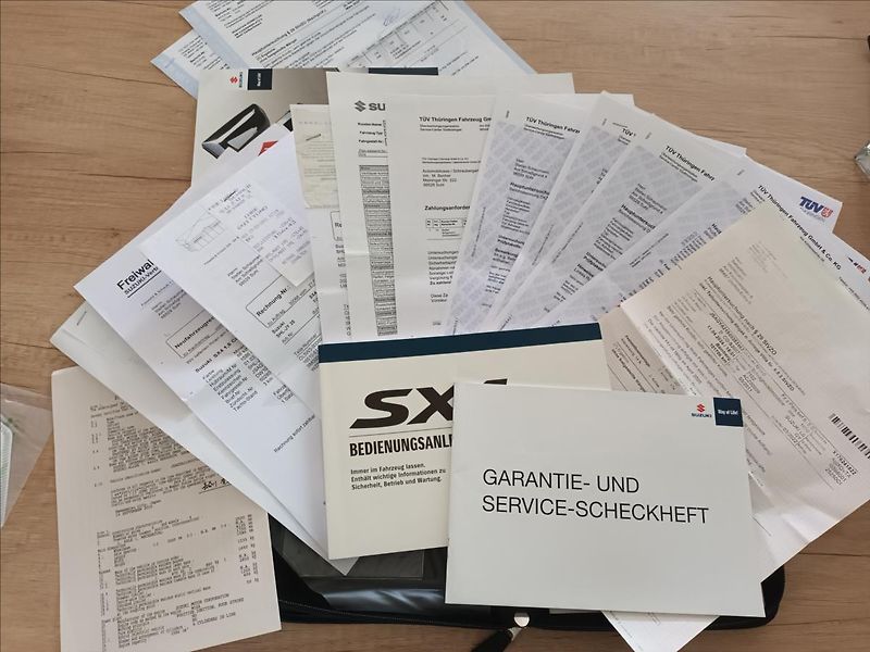Suzuki SX4 1,6 REZERVACE - fotka 42 z 47