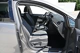 Volkswagen Golf 1.2TSI 81KW BMT rezervace - náhled 26