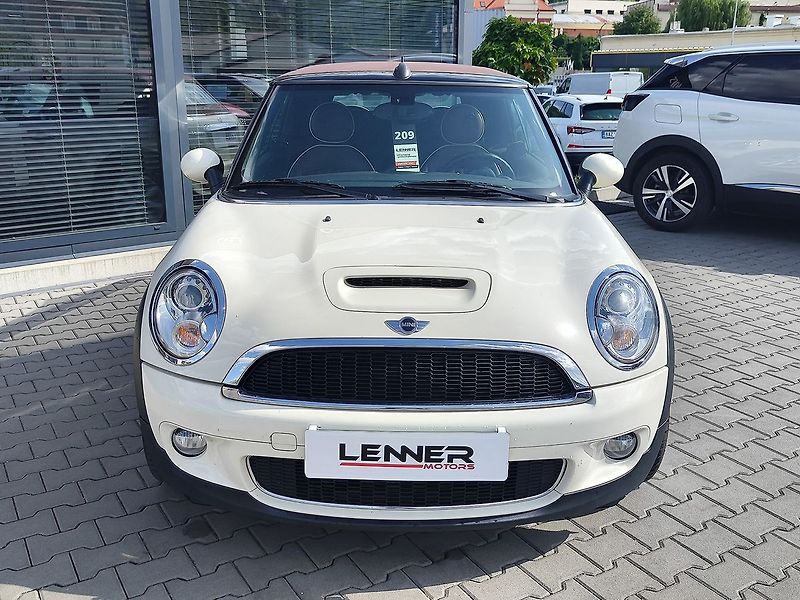 Mini Cooper S 1.6 Turbo/128kW - fotka 3 z 32