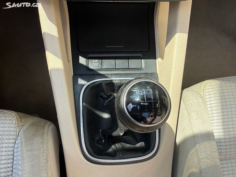 Volkswagen EOS (2007) 2.0TDI, 103kw - fotka 17 z 18