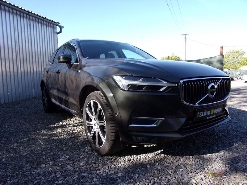 Volvo XC60 2.0D AWD 140kW INSCRIPTION TOP - fotka 3 z 28