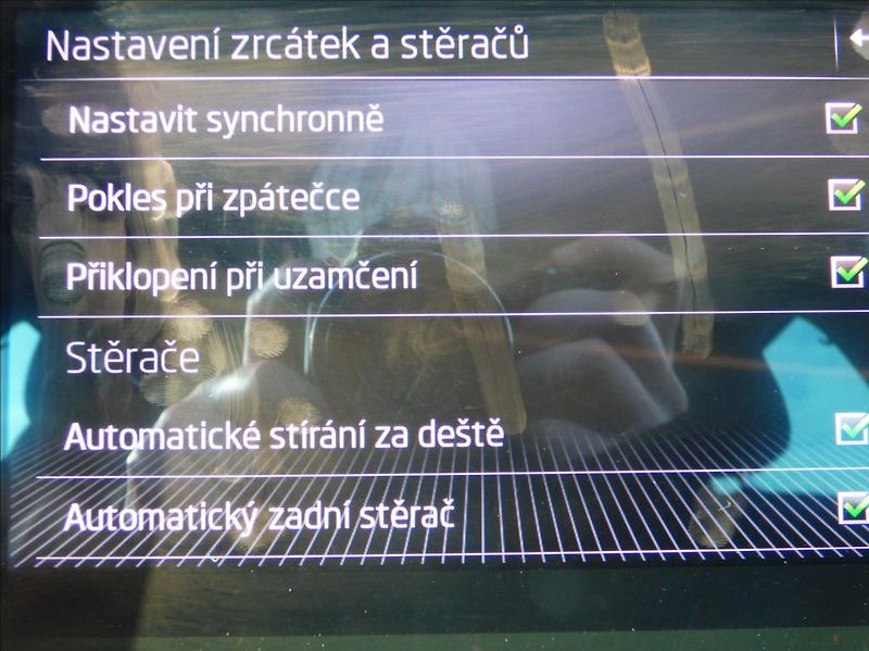 Škoda Superb 2,0 TDI DSG CRYSTAL LIGHT  Sty - fotka 54 z 78