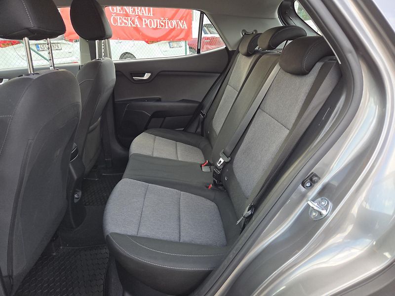 Kia Stonic 1,2i 1.MAJITEL , SPLÁTKY VŠEM! - fotka 10 z 12