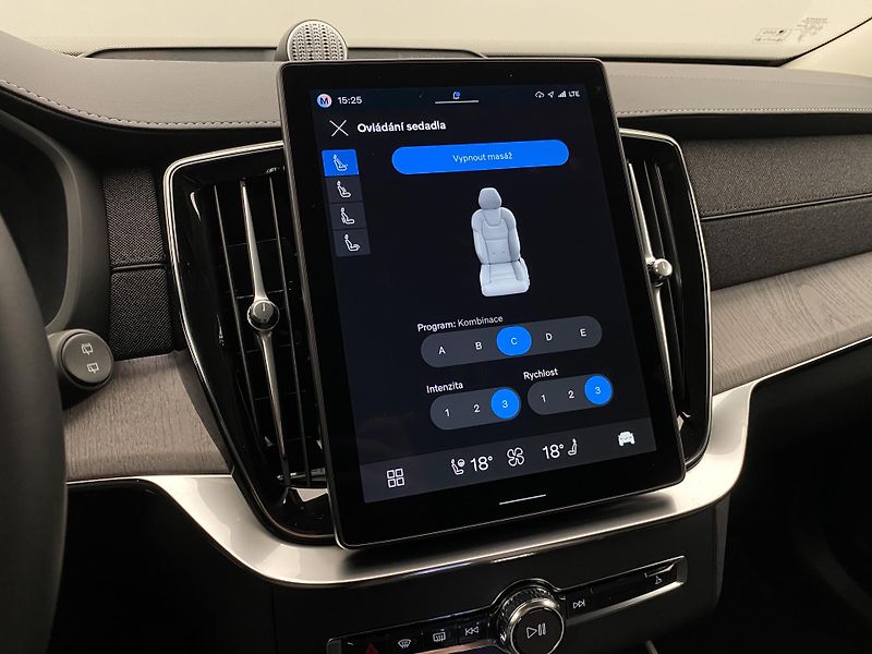 Volvo XC90 (2026) T8 AWD Plug-in BRIGHT PLUS 7m - fotka 68 z 73