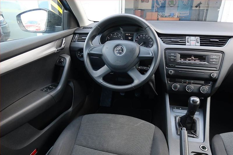 Škoda Octavia (2013) 1.2 TSI, Serv.kniha, Tempomat - fotka 7 z 14