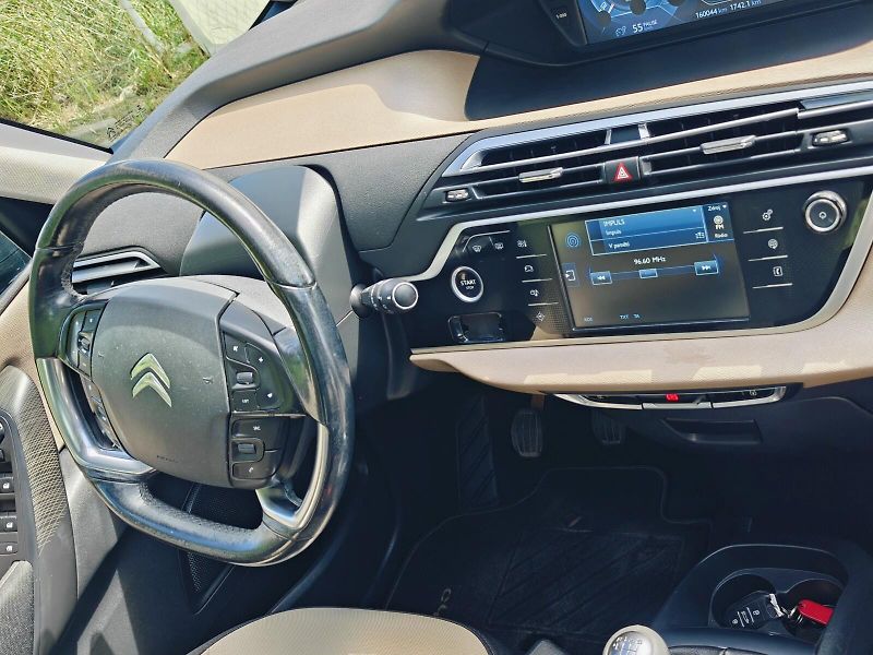 Citroën C4 Picasso (2014) 1,6 e-HDI 85 kW Intensive - fotka 23 z 48