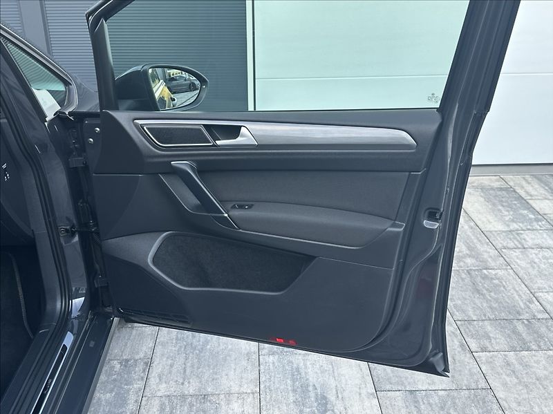 Volkswagen Golf Sportsvan 1,2 TSI 110PS  Allstar - fotka 18 z 52