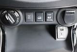 Nissan Navara 2.3dCi 4X4 AT 140kW DPH - náhled 33
