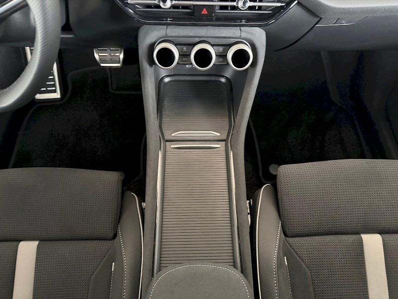 Škoda Kodiaq (2025) Sportline 2.0 TDI / 142 kW 4x4 - fotka 19 z 31