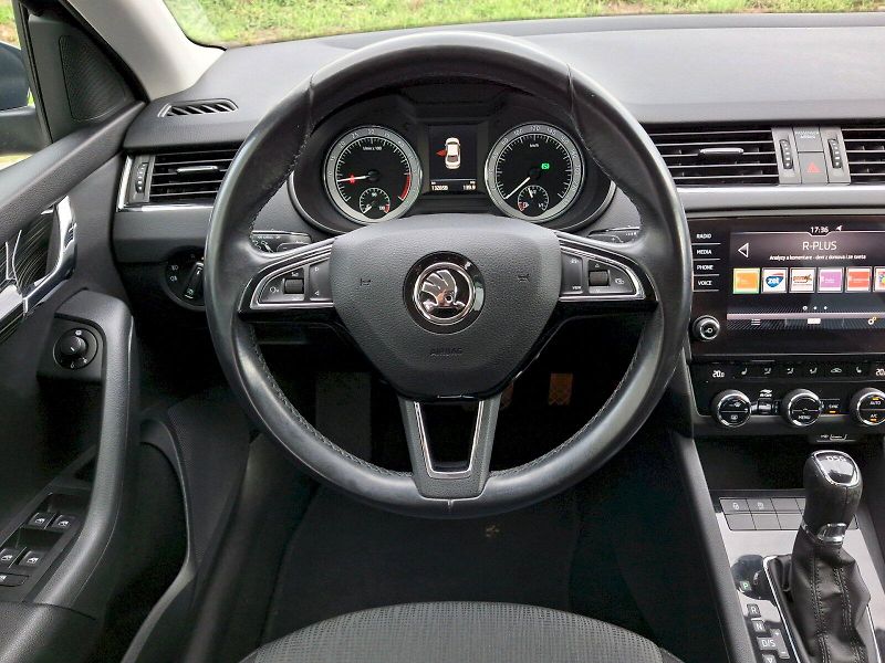 Škoda Octavia (2019) Style DSG 2,0TDi 110kW - fotka 15 z 31