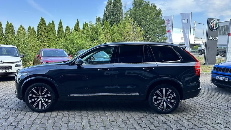 Volvo XC90 2.0D B5 AWD Inscription - fotka 7 z 16