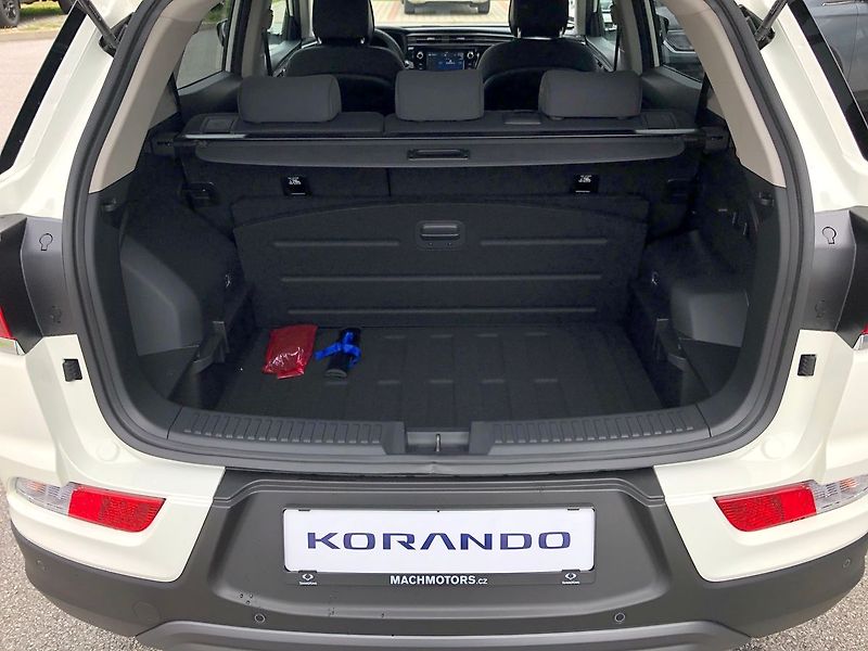 KGM Korando (2026) Style+ AWD M6 - fotka 11 z 19