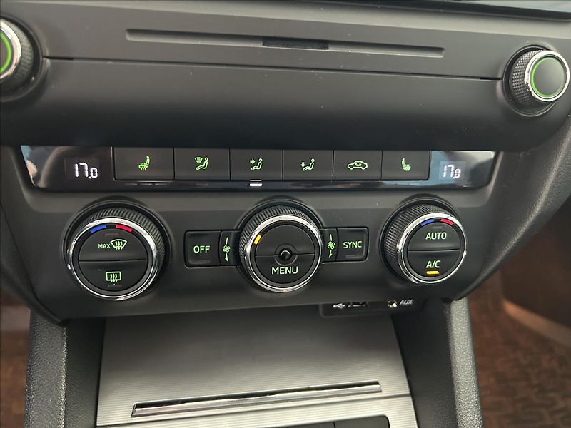 Škoda Octavia 2,0   TDI 110kW,ELEGANCE,ČR - fotka 20 z 27