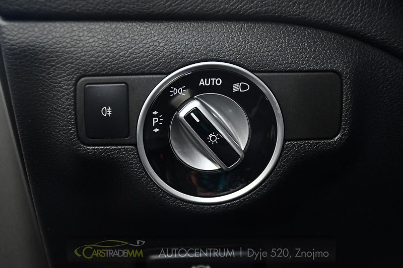 Mercedes-Benz GLA 220CDI AMG NAVI AT - fotka 26 z 47