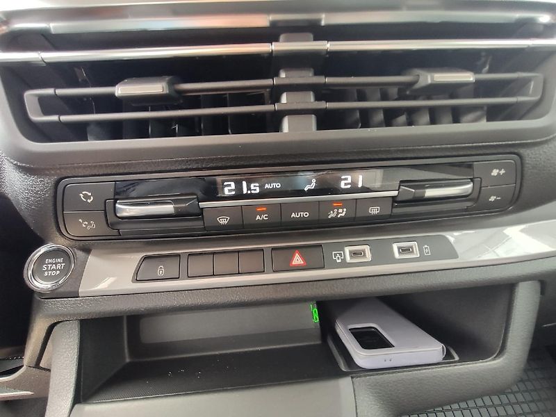 Peugeot Traveller (2026) L2 2.2 HDI 150k MAN6 WEBASTO - fotka 22 z 33