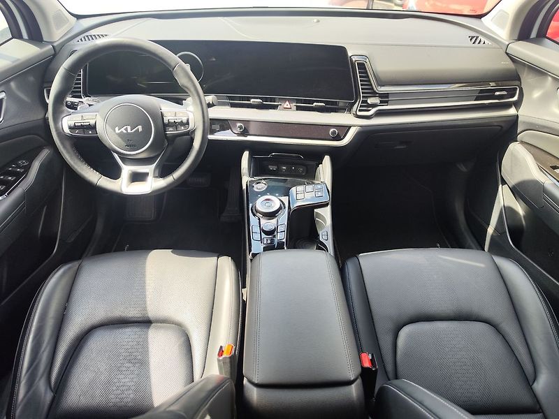 Kia Sportage 1.6 T-GDi/132kW Top 4x4 DCT - fotka 15 z 40