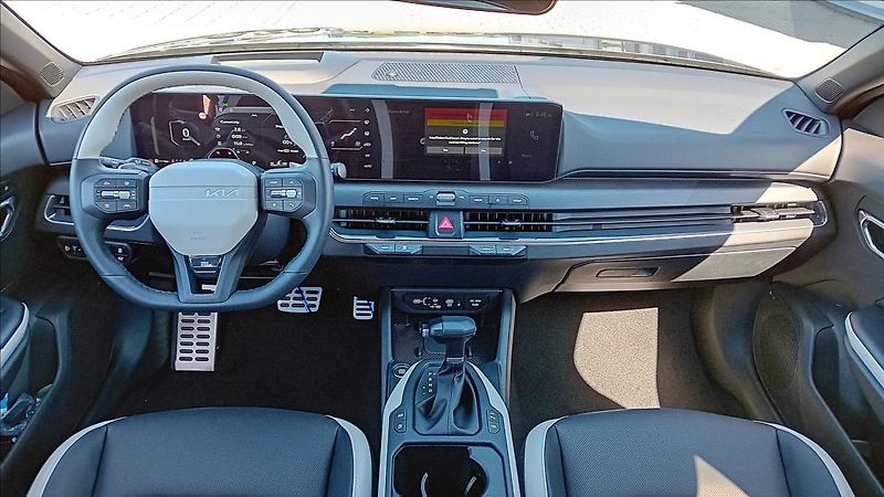Kia K4 1,6 SW 7DCT GT-Line seat+tech - fotka 10 z 13