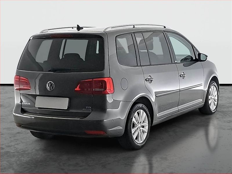 Volkswagen Touran (2012) 1.2 TSI, 7 míst, Navi - fotka 5 z 17