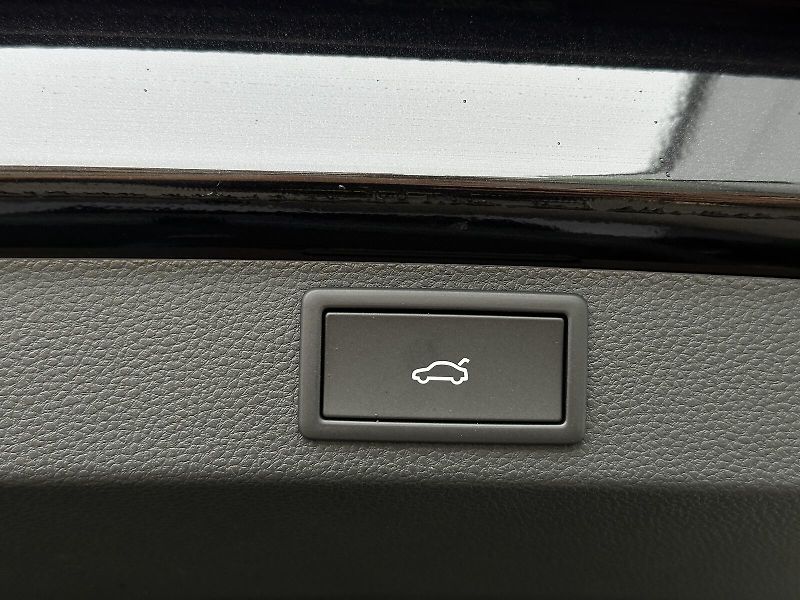Škoda Karoq 1.5TSi DSG 150PS Matrix-LED V. - fotka 45 z 49