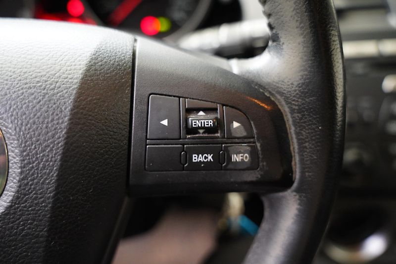 Mazda 3 - fotka 15 z 21