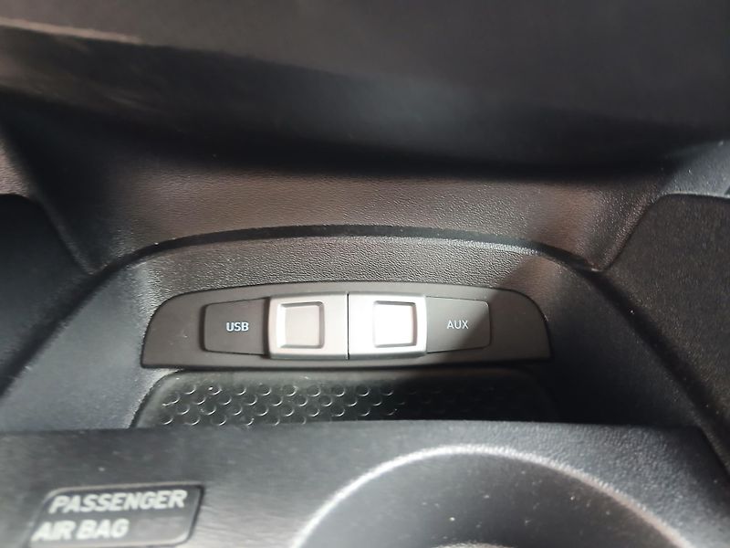 Seat Leon 1.4 TSi ČR - fotka 25 z 34