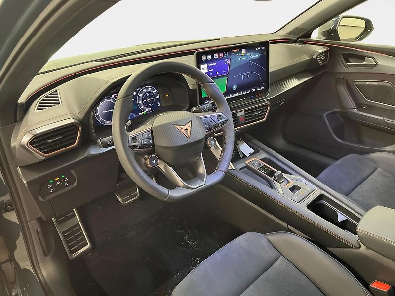 Cupra Leon (2026) VZ 245kW Immersive Matrix Taž - fotka 9 z 15