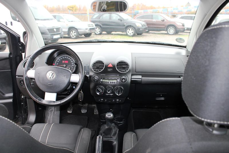 Volkswagen New Beetle (2009) 1,4i 16V KLIMA EL.OKNA ALU ESP - fotka 15 z 19