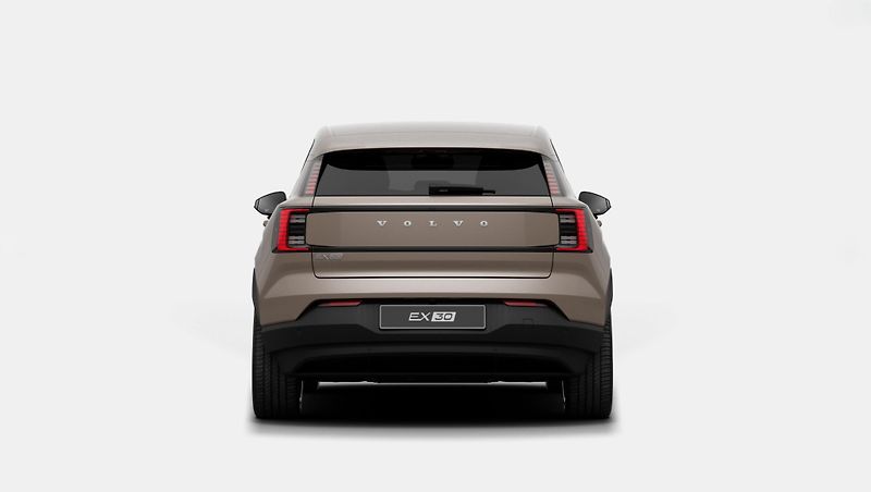 Volvo EX30 (2026) P8 AWD PLUS AUT - fotka 4 z 13