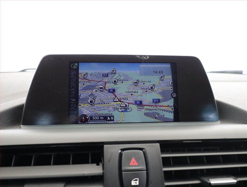 BMW Řada 1 (2014) 116d, Navi, Tempomat - fotka 13 z 21