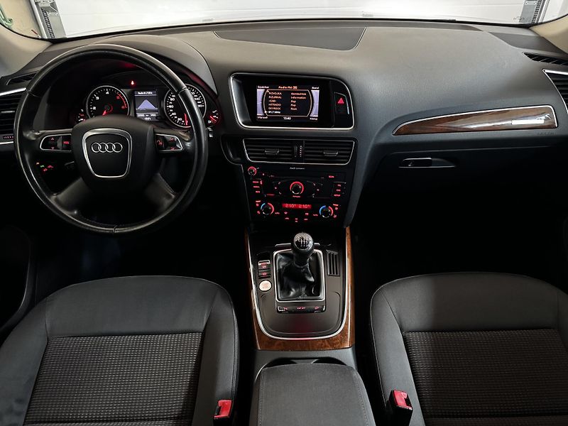 Audi Q5 (2009) 2.0 TDI 125 KW Quattro - fotka 11 z 26