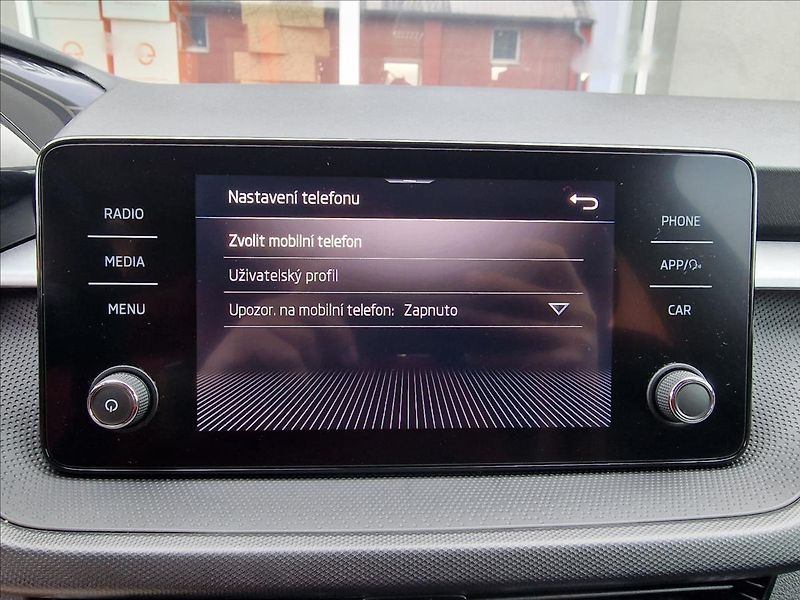 Škoda Fabia 1.0TSI Ambition,ČR,1.Majitel - fotka 29 z 50