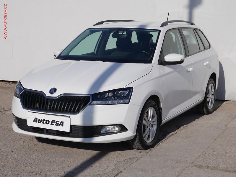 Škoda Fabia (2021) 1.0 TSi, ČR, Style, LED - fotka 3 z 18