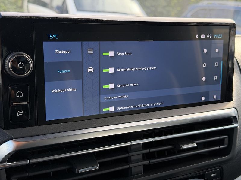 Citroën SpaceTourer 2.2 HDi 180EAT8 XL Shine - fotka 15 z 33