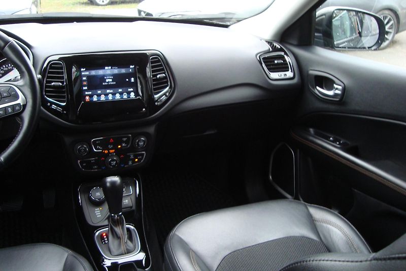 Jeep Compass (2019) LIMITED 2.0 CRD, 4x4 - fotka 49 z 86