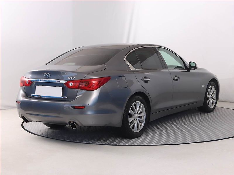 Infiniti Q50 (2016) 2.2 d, Automat, Kůže, Navi - fotka 5 z 19