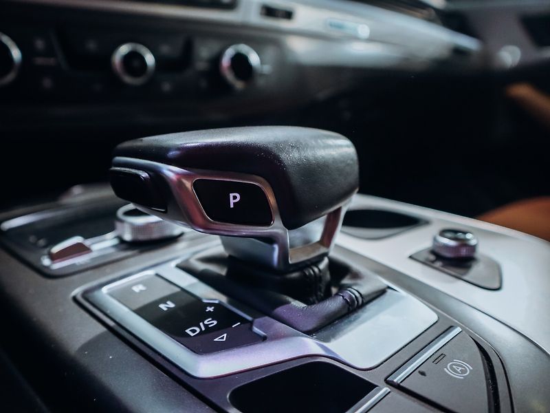 Audi Q7 3.0 245kw - fotka 17 z 29