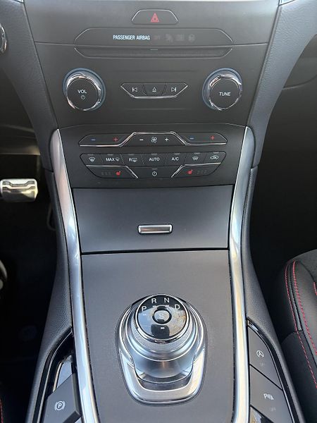 Ford S-MAX (2020) ST-line  - fotka 13 z 18