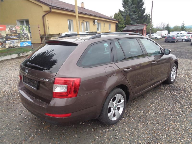 Škoda Octavia (2014) 1,4 - fotka 7 z 19