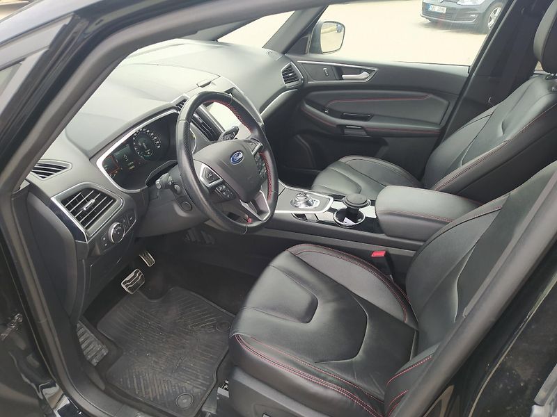 Ford S-MAX (2019) 2.0 EcoBlue 140kW ST-line - fotka 11 z 22
