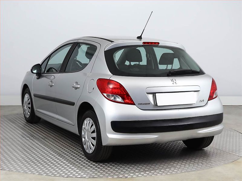 Peugeot 207 (2010) 1.4 HDI, nová STK, Klima - fotka 4 z 10