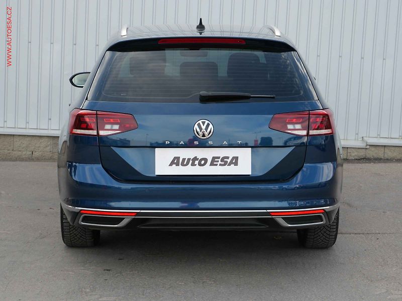Volkswagen Passat (2019) 1.5 TSi, ČR, DSG - fotka 5 z 21