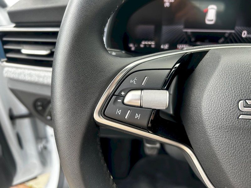 Škoda Kamiq (2025) 1.0 TSI 85kW MP6 Selection - fotka 8 z 32